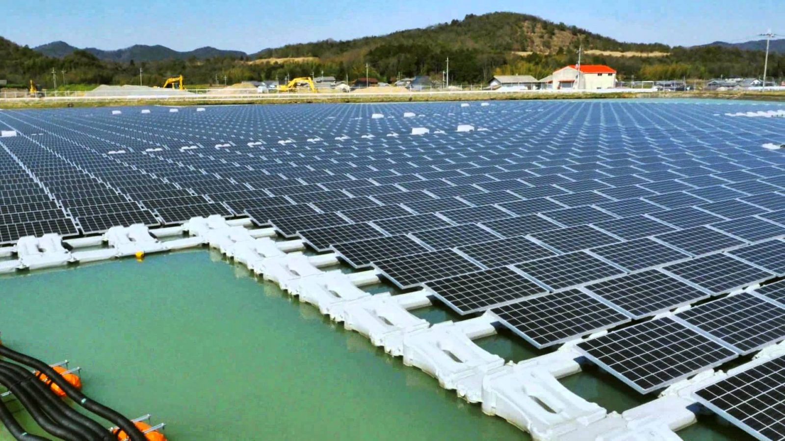 En este momento estás viendo Desarrollan en Japón la mayor planta de paneles solares flotantes del mundo.