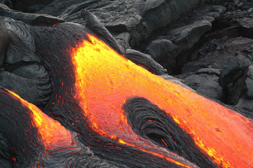 En este momento estás viendo Rocas volcánicas: tipos, características y formación