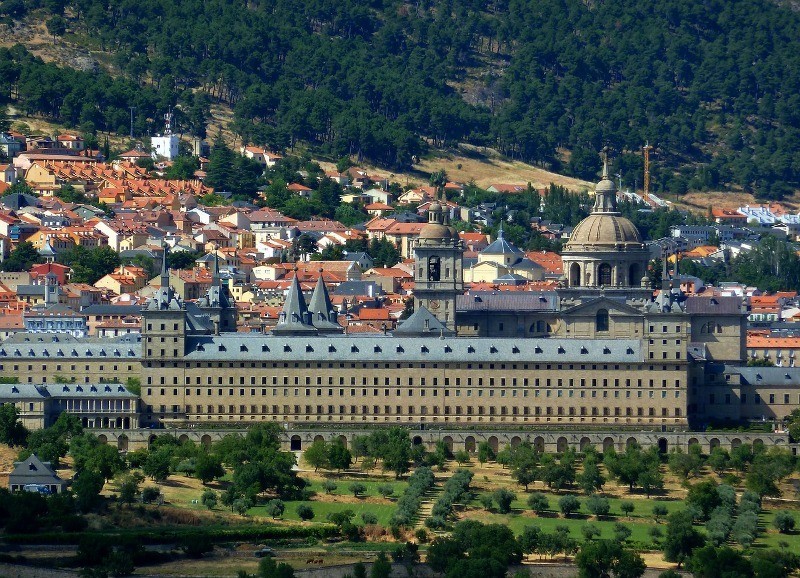 En este momento estás viendo El Monasterio de El Escorial: toda su historia