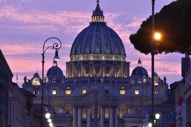En este momento estás viendo El Vaticano: Sus partes y su historia