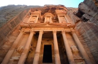 Read more about the article Petra city: how and when was it built